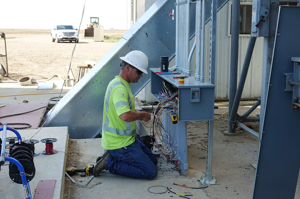 Dakota Energy can handle all your electrical needs.